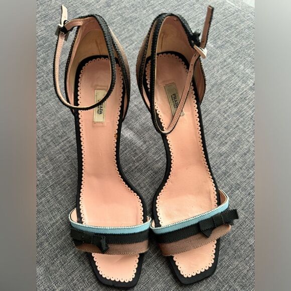 Prada Blue, Black, and Brown Grosgrain Striped Ankle Strap Heels with Bow Sz 40 - Picture 3 of 16